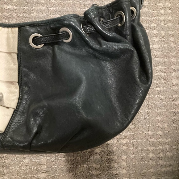 Leather purse - Picture 3 of 7